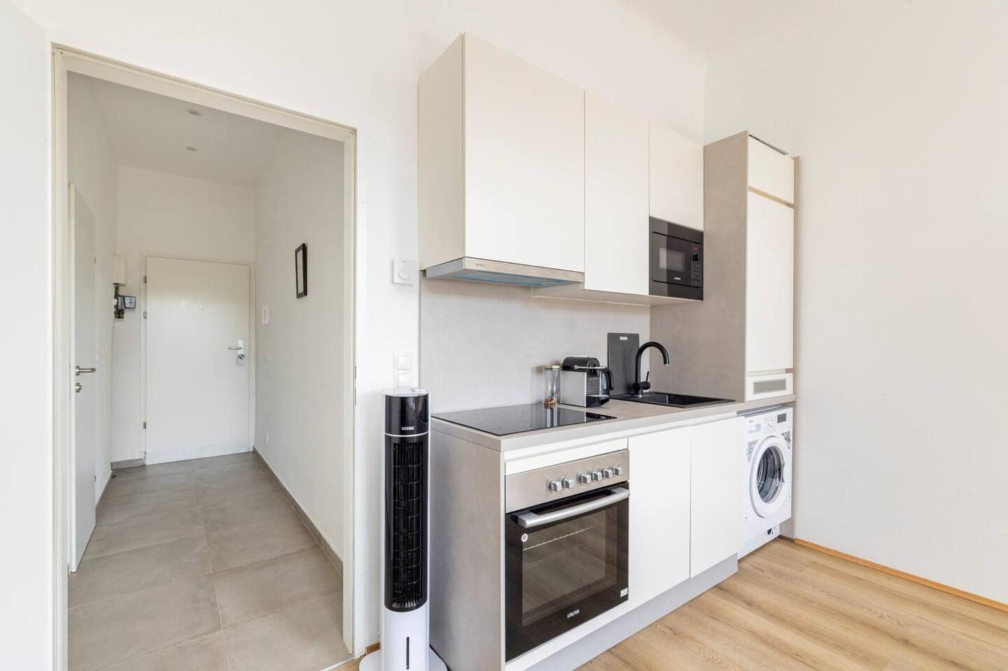 Apartment Near Schoenbrunn & Metro Wiedeń Zewnętrze zdjęcie